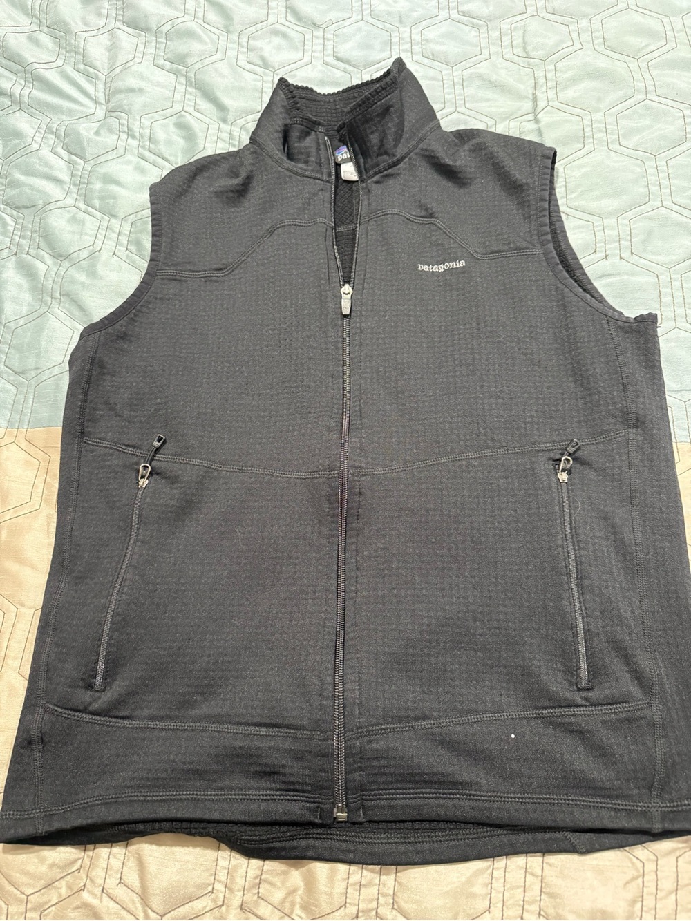 Vintage Patagonia Full Zip Waffled Vest Men’s Sz M Black Polartec